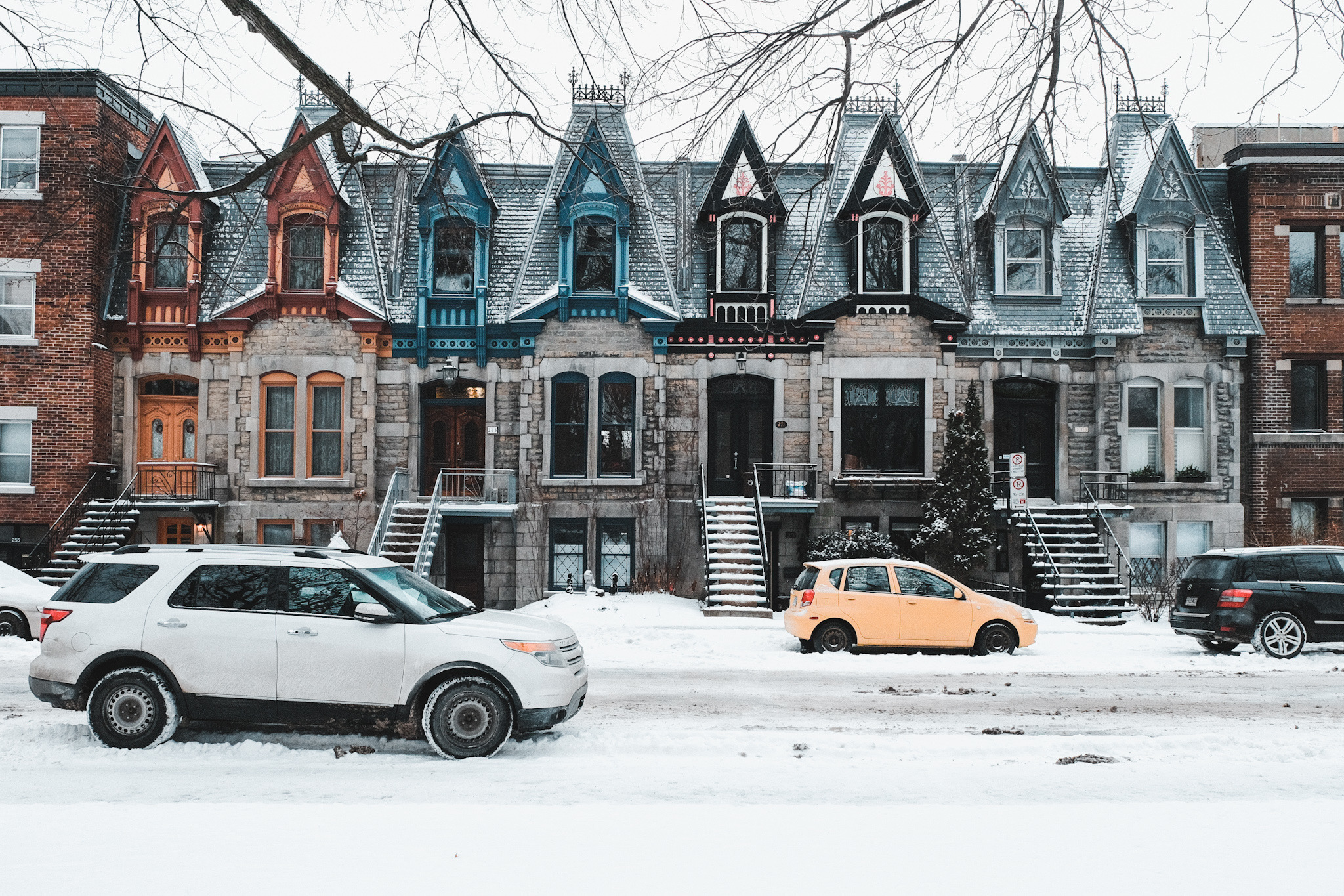 Maisons Victoriennes Square Saint Louis Montreal