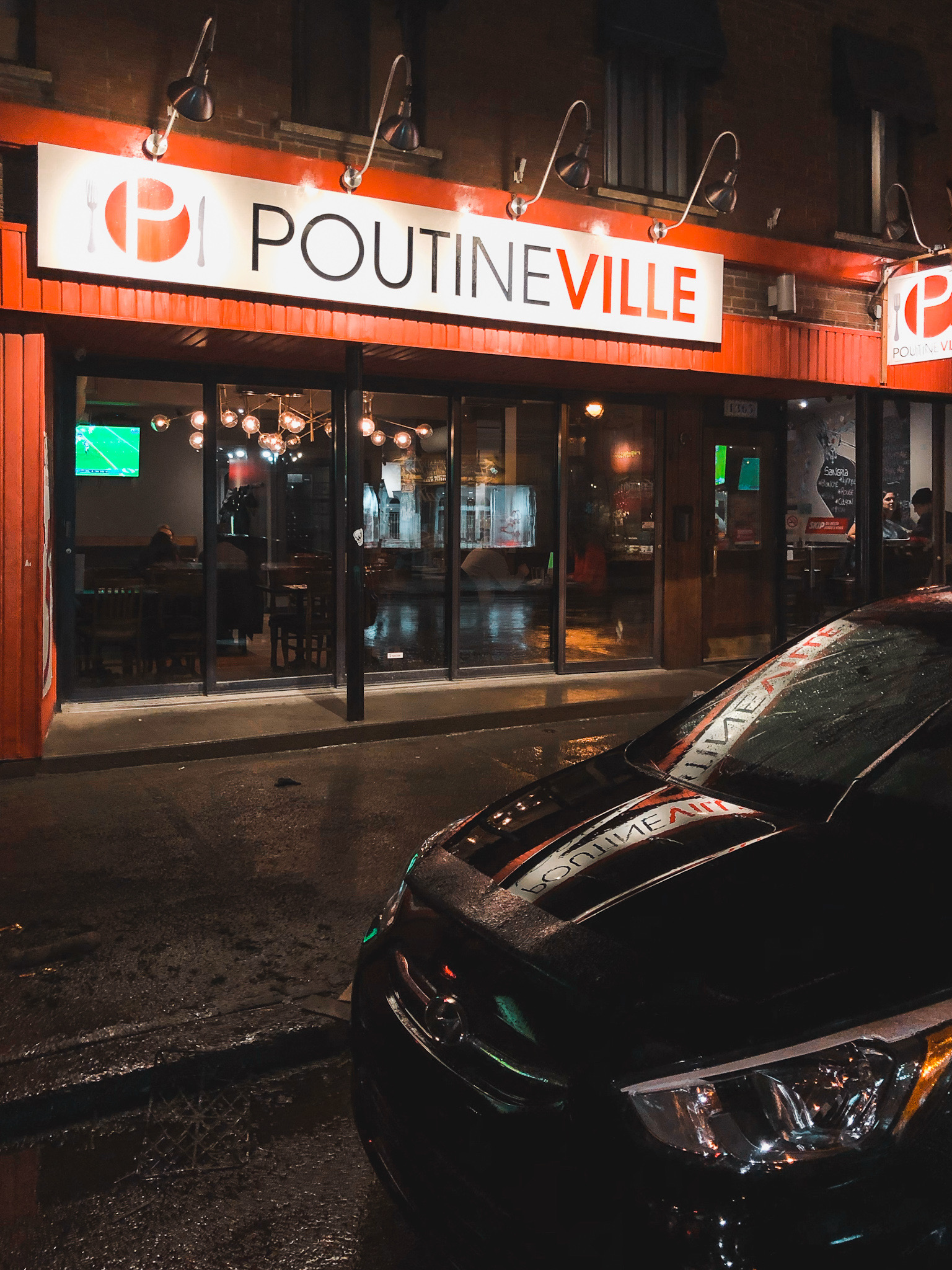 Restaurant Poutineville Montreal