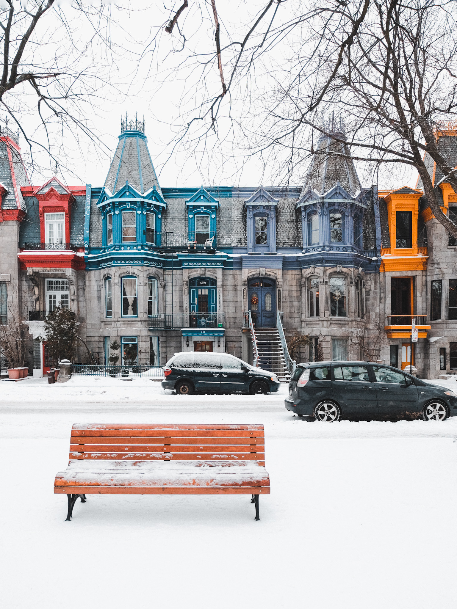 Square Saint Louis Montreal